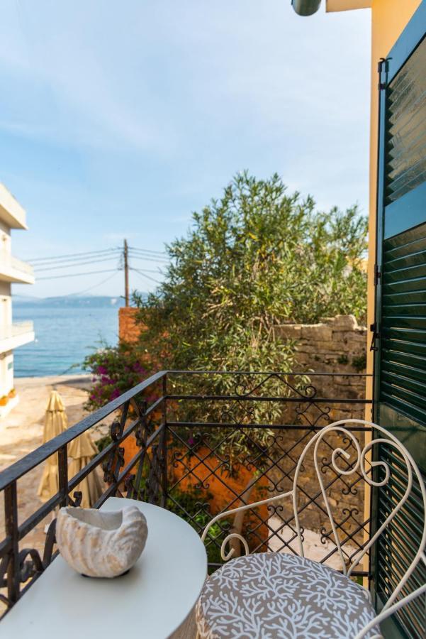 Maisonette Elena Longós Exterior foto